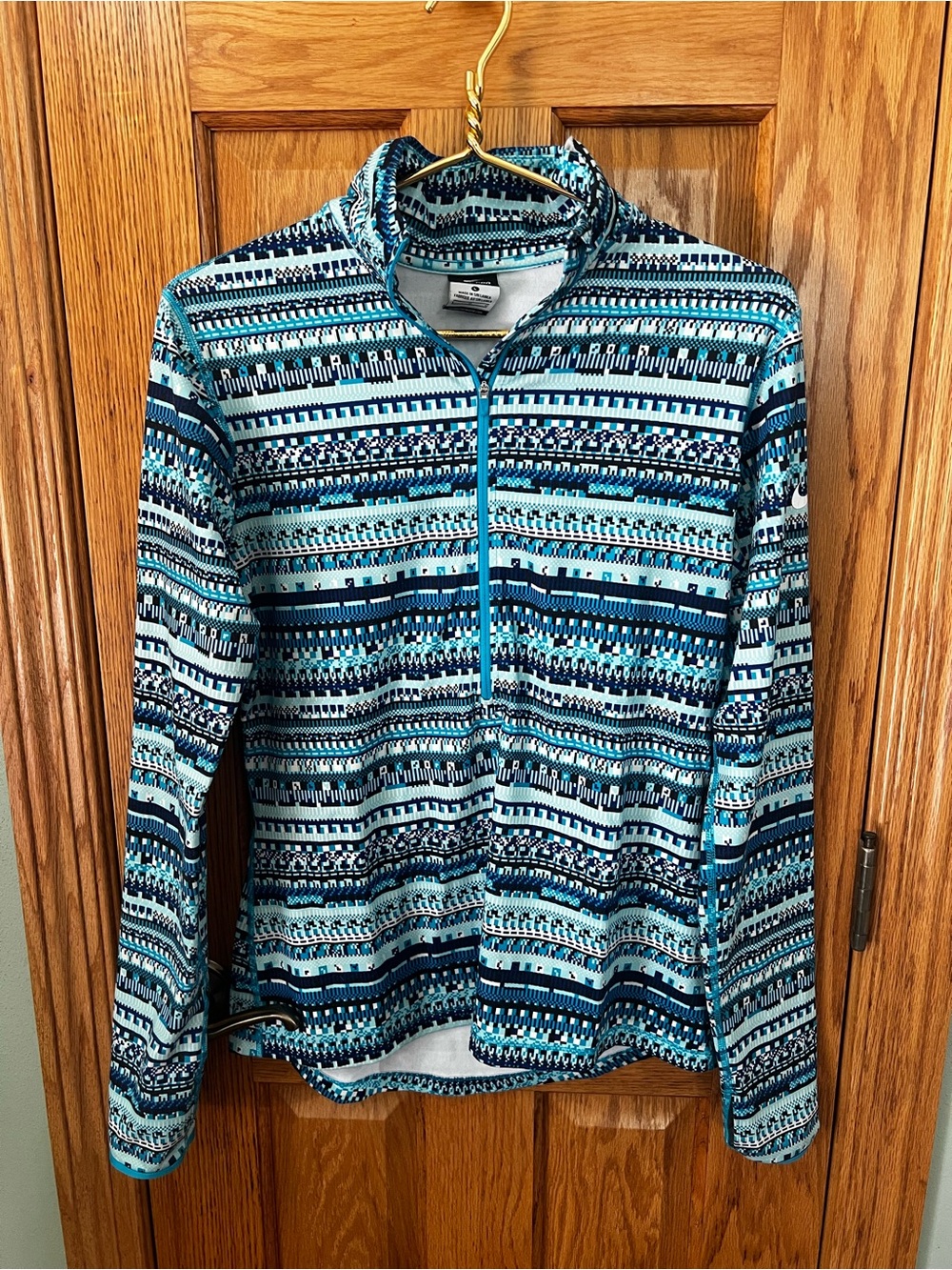 Nike Women's Teal, Navy and White Patterned Quarter-Zip Pullover